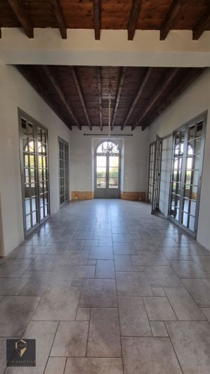 Image No.4-6 Bed House for sale