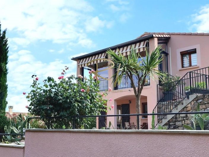 Image No.1-4 Bed House for sale