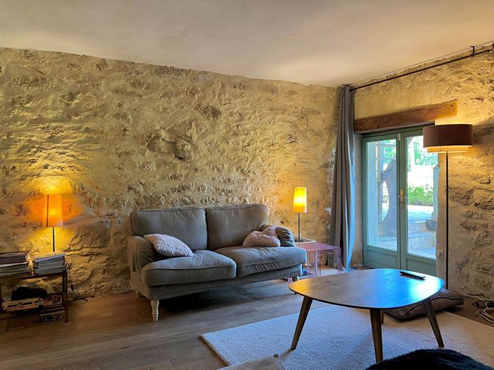 Image No.4-6 Bed House for sale