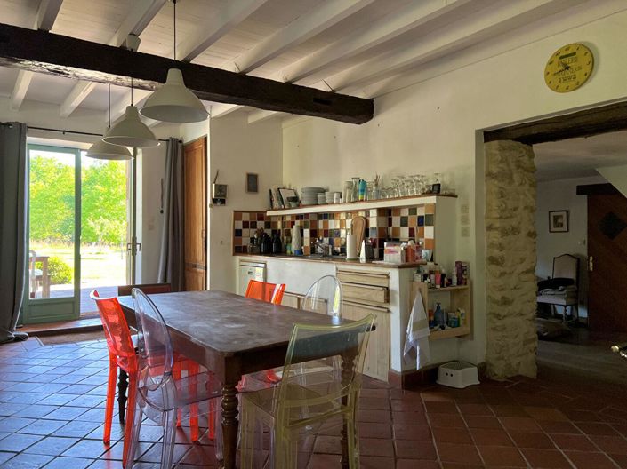 Image No.6-6 Bed House for sale