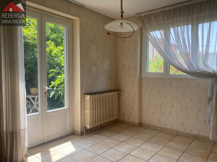 Image No.10-5 Bed House for sale