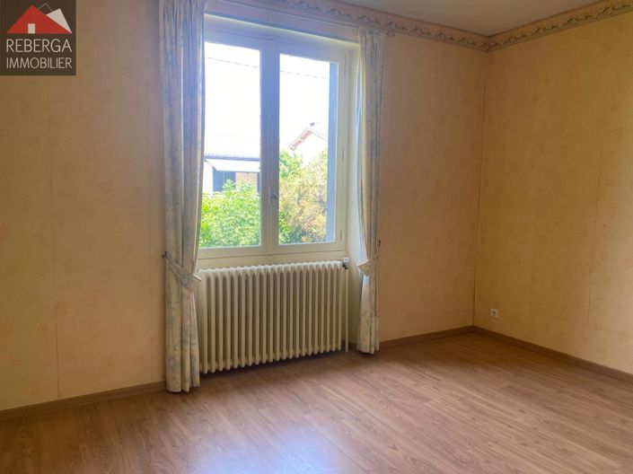 Image No.12-5 Bed House for sale