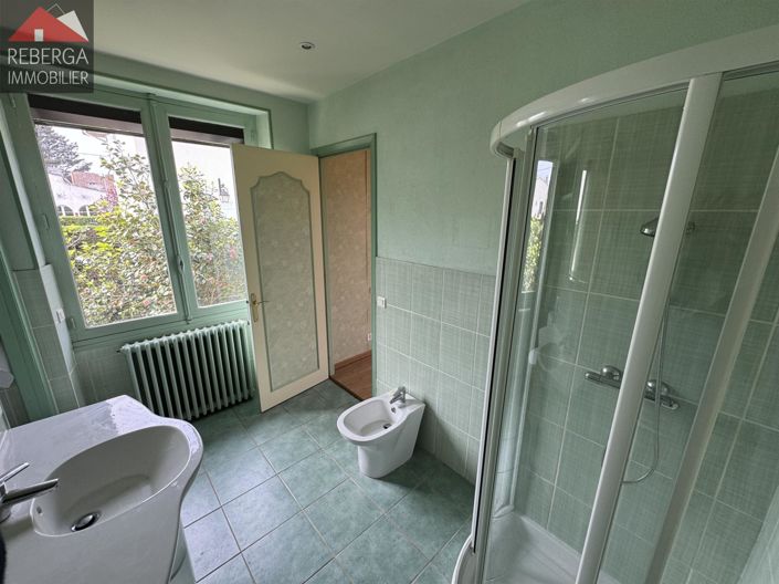 Image No.16-5 Bed House for sale