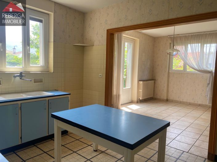 Image No.8-5 Bed House for sale