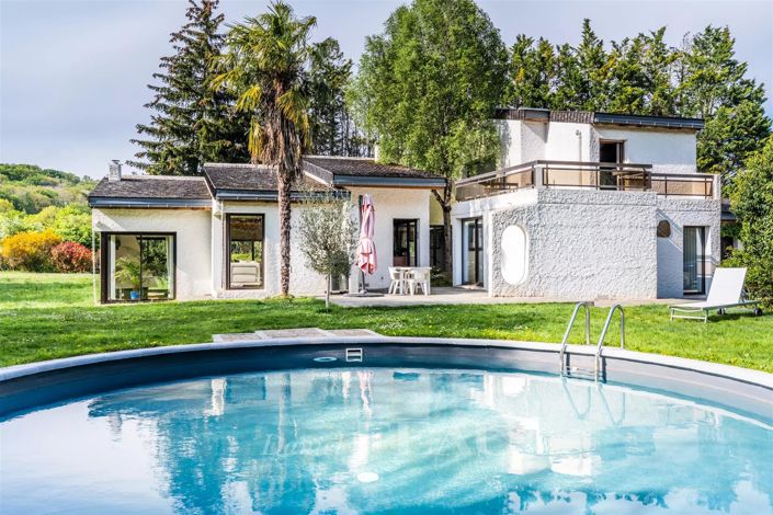 Image No.1-5 Bed House for sale