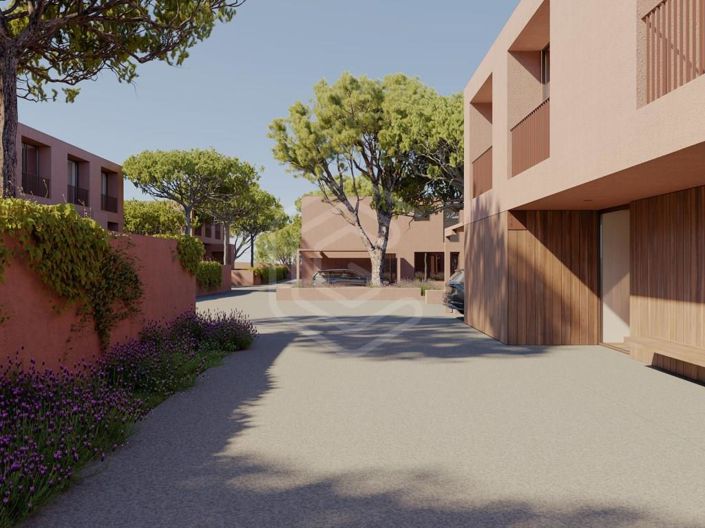 Image No.2-4 Bed House for sale