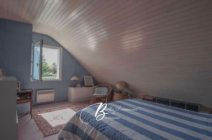 Image No.17-4 Bed House for sale