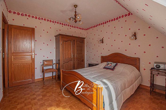 Image No.13-4 Bed House for sale