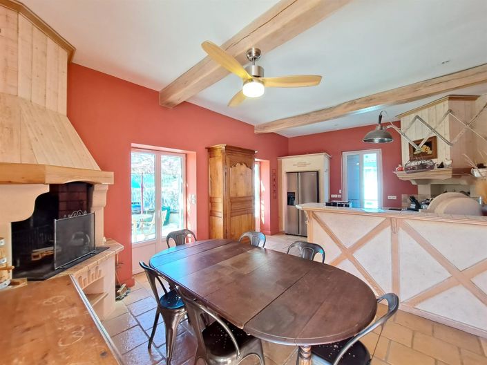 Image No.10-6 Bed House for sale