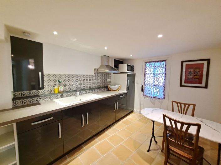 Image No.16-6 Bed House for sale