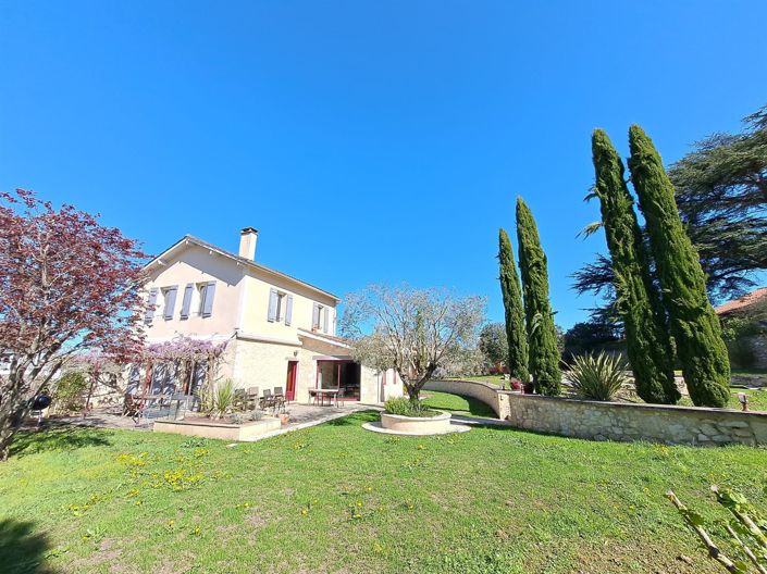 Image No.23-6 Bed House for sale