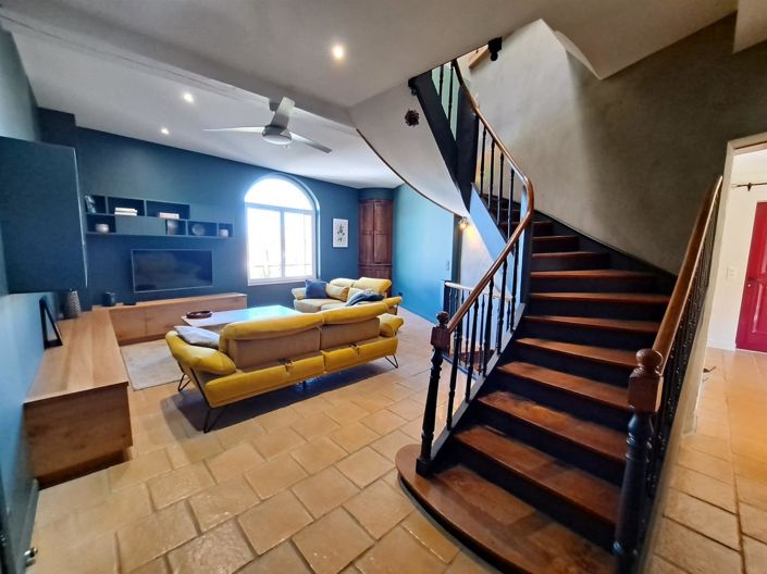 Image No.4-6 Bed House for sale