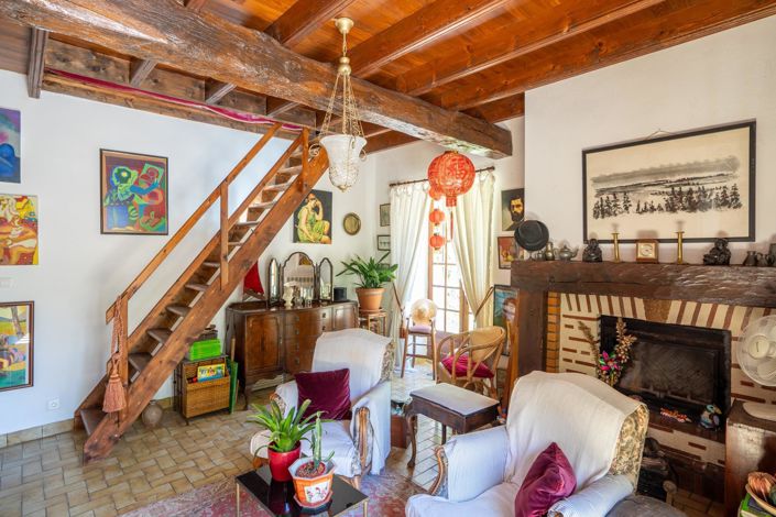 Image No.17-4 Bed House for sale