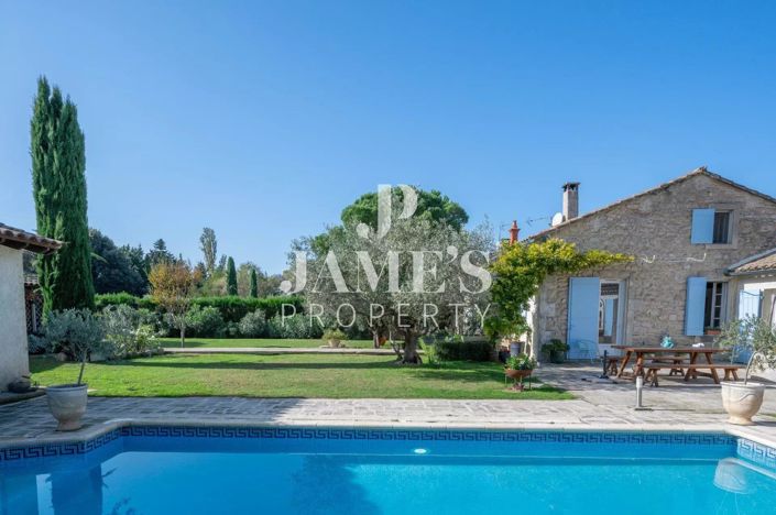 Image No.1-4 Bed House for sale