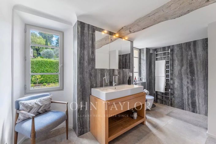 Image No.11-4 Bed House for sale