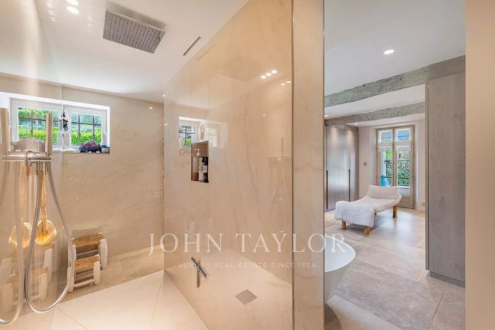 Image No.14-4 Bed House for sale