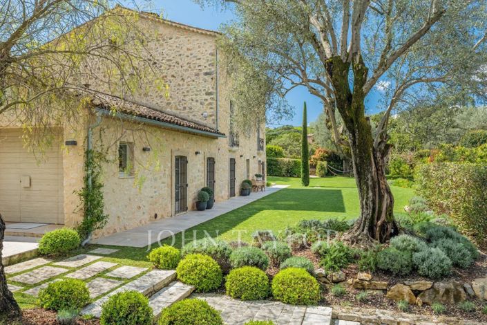 Image No.20-4 Bed House for sale