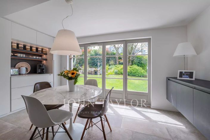 Image No.6-4 Bed House for sale