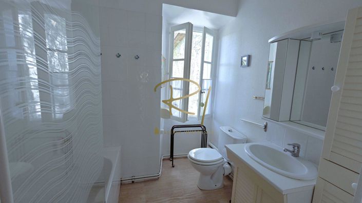 Image No.13-Maison de 7 chambres à vendre à Issirac