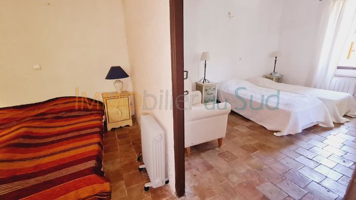 Image No.20-4 Bed House for sale