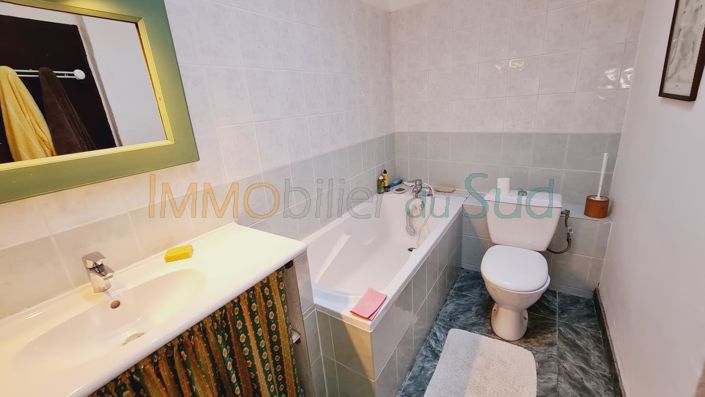 Image No.26-4 Bed House for sale