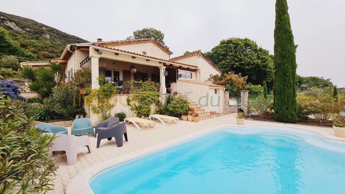 Image No.1-4 Bed House for sale