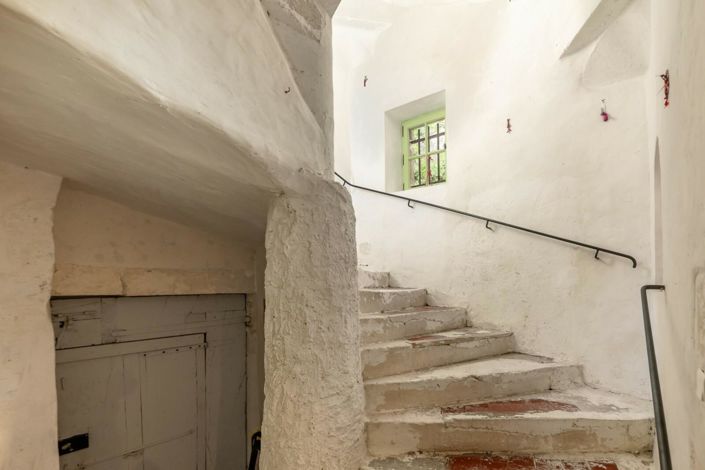 Image No.7-4 Bed House for sale