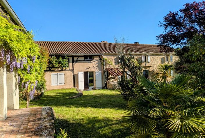 Image No.1-4 Bed House for sale