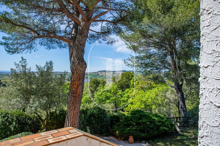 Image No.13-3 Bed House for sale