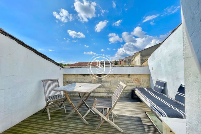 Image No.1-2 Bed House for sale