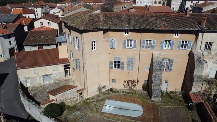 Image No.5-8 Bed House for sale