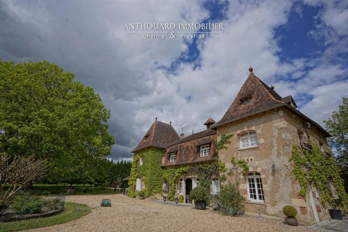Image No.1-5 Bed House for sale