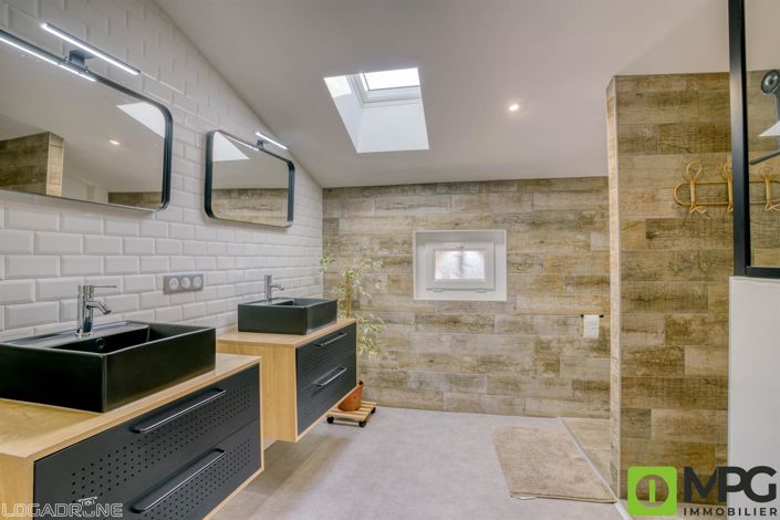 Image No.6-3 Bed House for sale