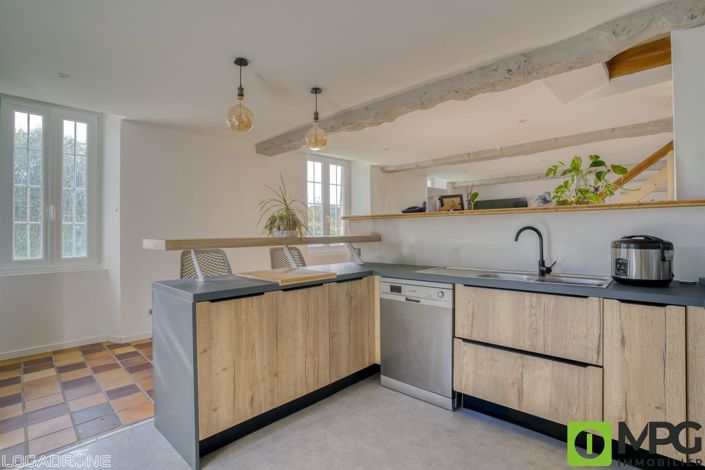 Image No.9-3 Bed House for sale