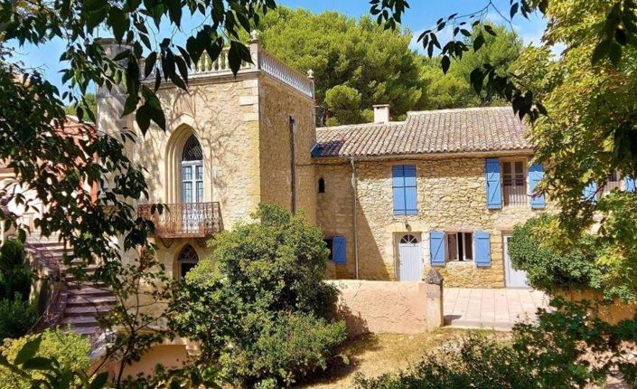 Image No.7-11 Bed Property for sale