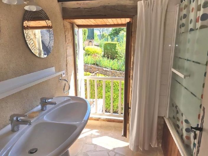 Image No.6-4 Bed House for sale