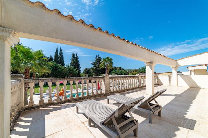 Image No.15-6 Bed House for sale