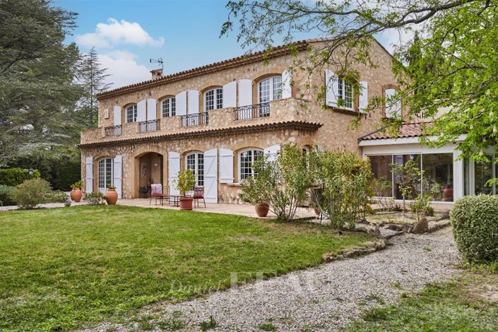 Image No.1-6 Bed House for sale