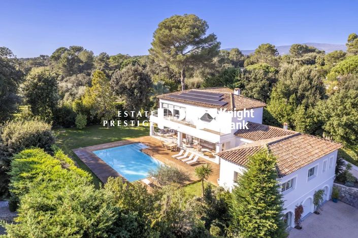 Image No.1-6 Bed House for sale