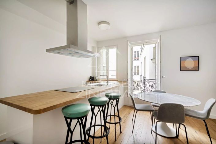 Image No.1-Appartement de 2 chambres à vendre à Paris