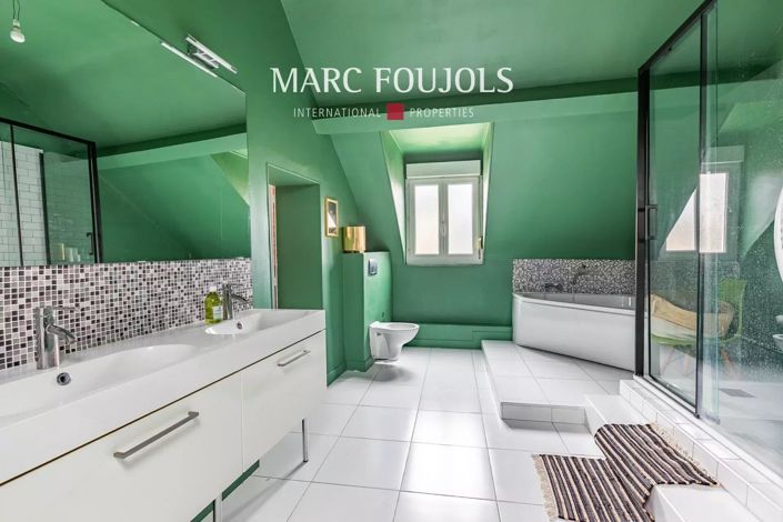 Image No.17-4 Bed House for sale