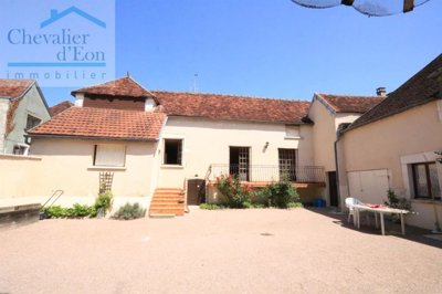 1 - Épineuil, Maison