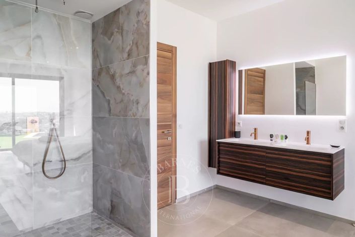 Image No.17-Maison de 5 chambres à vendre à Vallauris