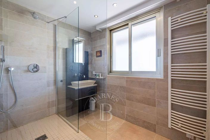 Image No.10-Appartement de 2 chambres à vendre à Cannes