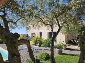 1 - Malemort-du-Comtat, House