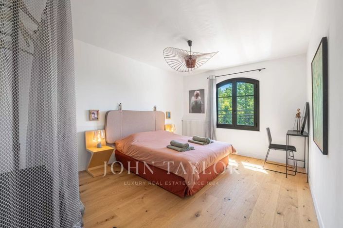 Image No.15-5 Bed House for sale