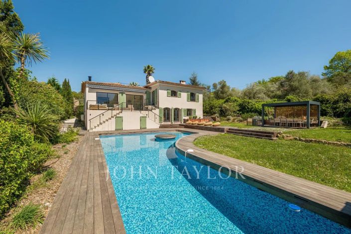 Image No.2-5 Bed House for sale