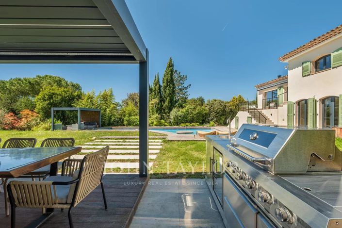 Image No.22-5 Bed House for sale