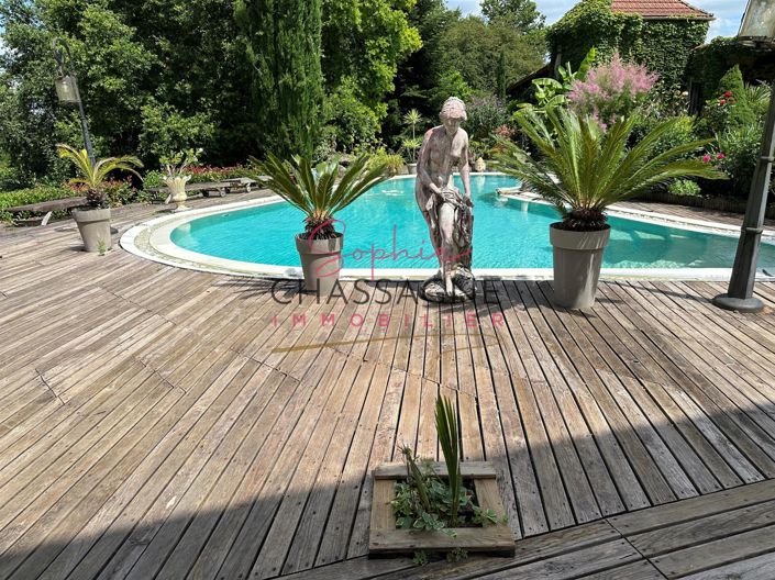 Image No.17-5 Bed House for sale