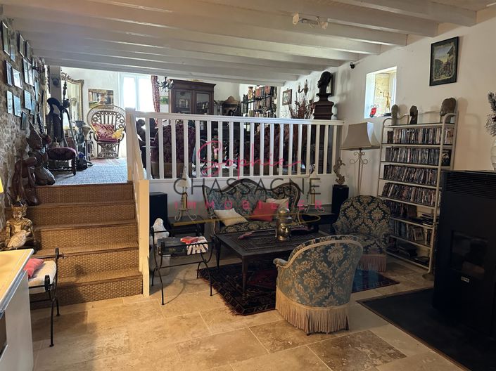 Image No.21-5 Bed House for sale